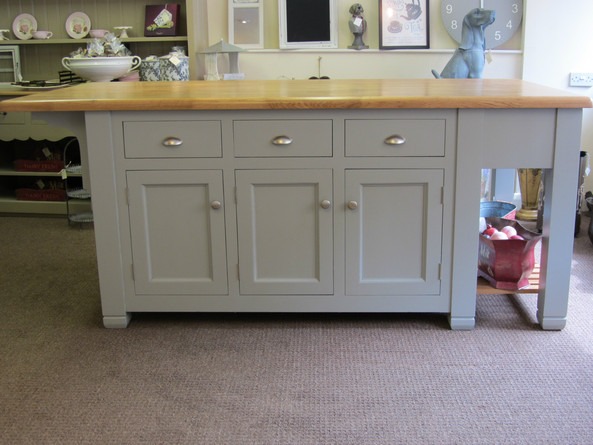 Large French Style Freestanding Kitchen Island Unit 2 Large French Style Freestanding Kitchen Island Unit - Image 2