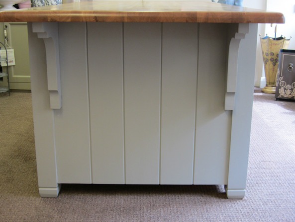 Large French Style Freestanding Kitchen Island Unit 7 Large French Style Freestanding Kitchen Island Unit - Image 7