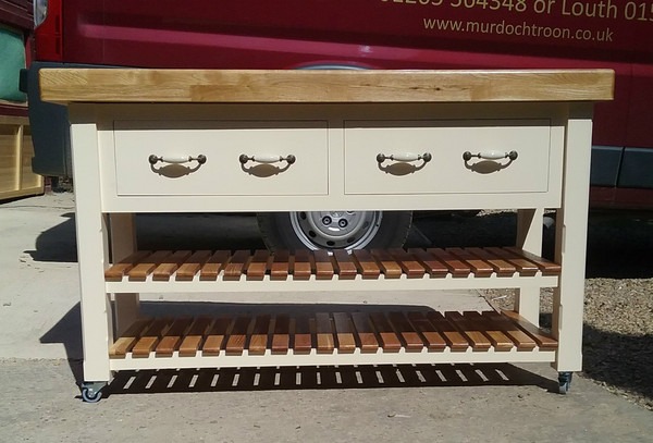 1500mm x 600mm Butcher's Block with Two Shelves 4 1500mm x 600mm Butcher's Block with Two Shelves - Image 4