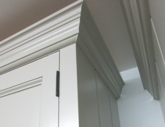 2280mm Plate Rack With Storage Cupboard Each Side 2 2280mm Plate Rack With Storage Cupboard Each Side - Image 2