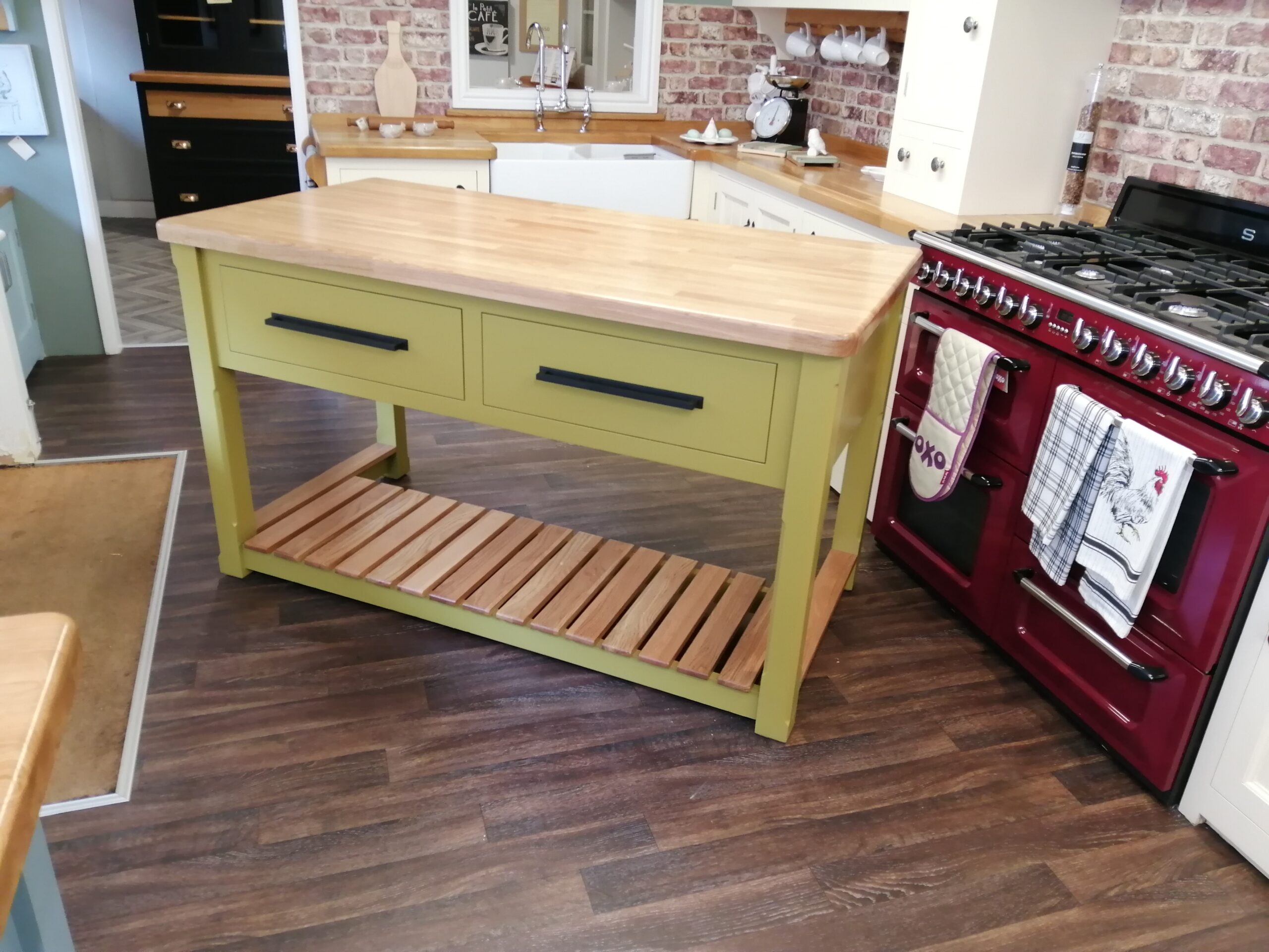 Butcher’s Block with Two Drawers, One Shelf and Overhanging Worktop for Seating 3 Butcher’s Block with Two Drawers, One Shelf and Overhanging Worktop for Seating - Image 3